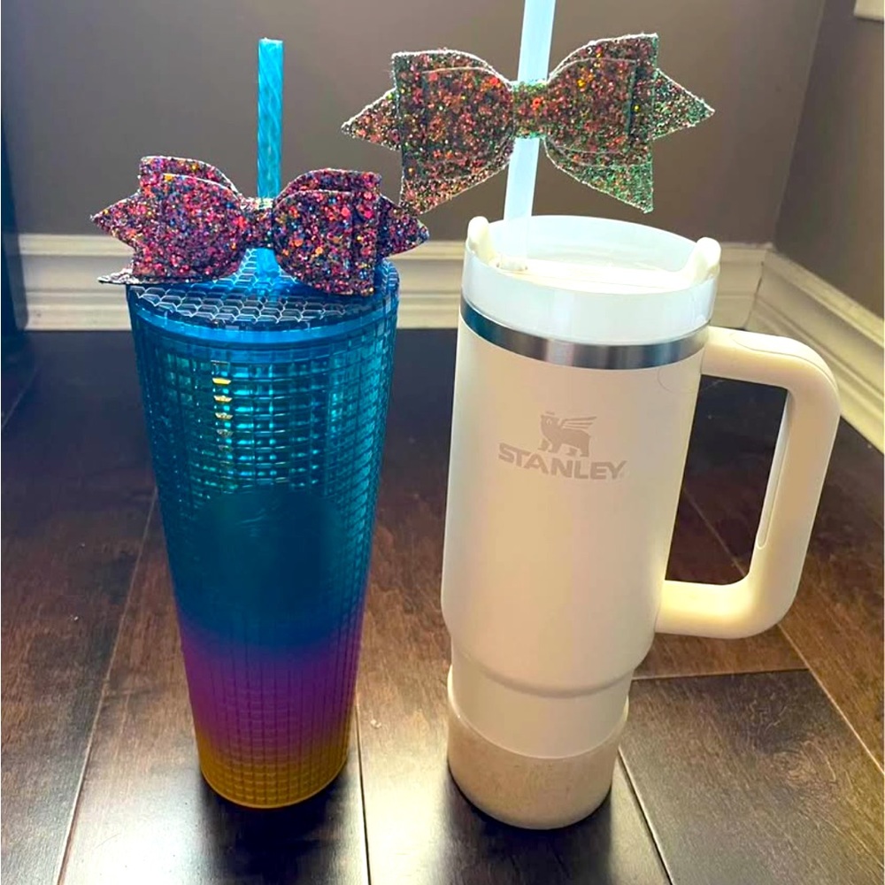 Glitter BOWS 🎀 for straws, fits Stanley Cup, Starbucks & Yeti Tumblers Drink cup